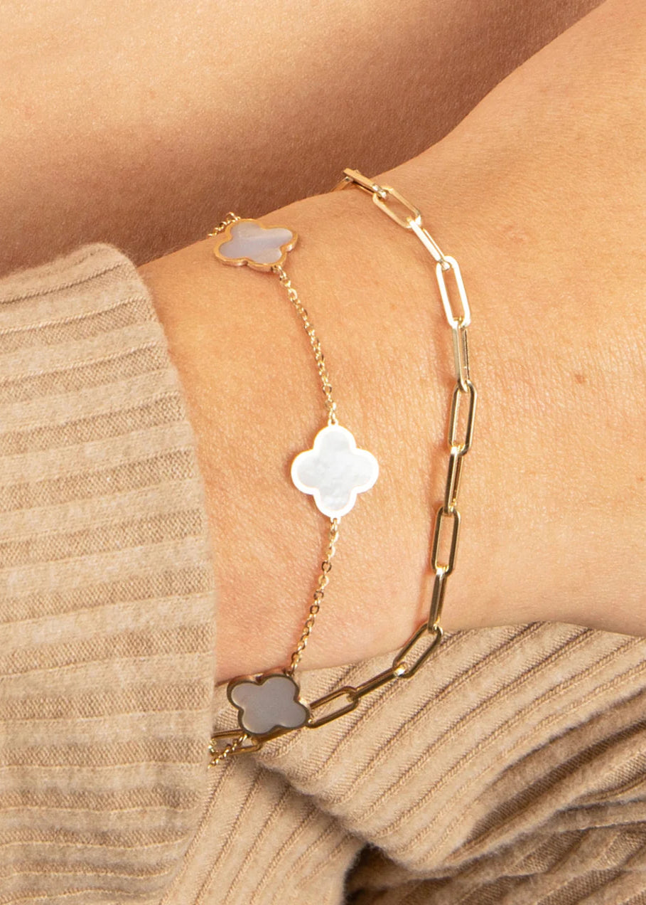 Julia Capri Classic White Clover Bracelet